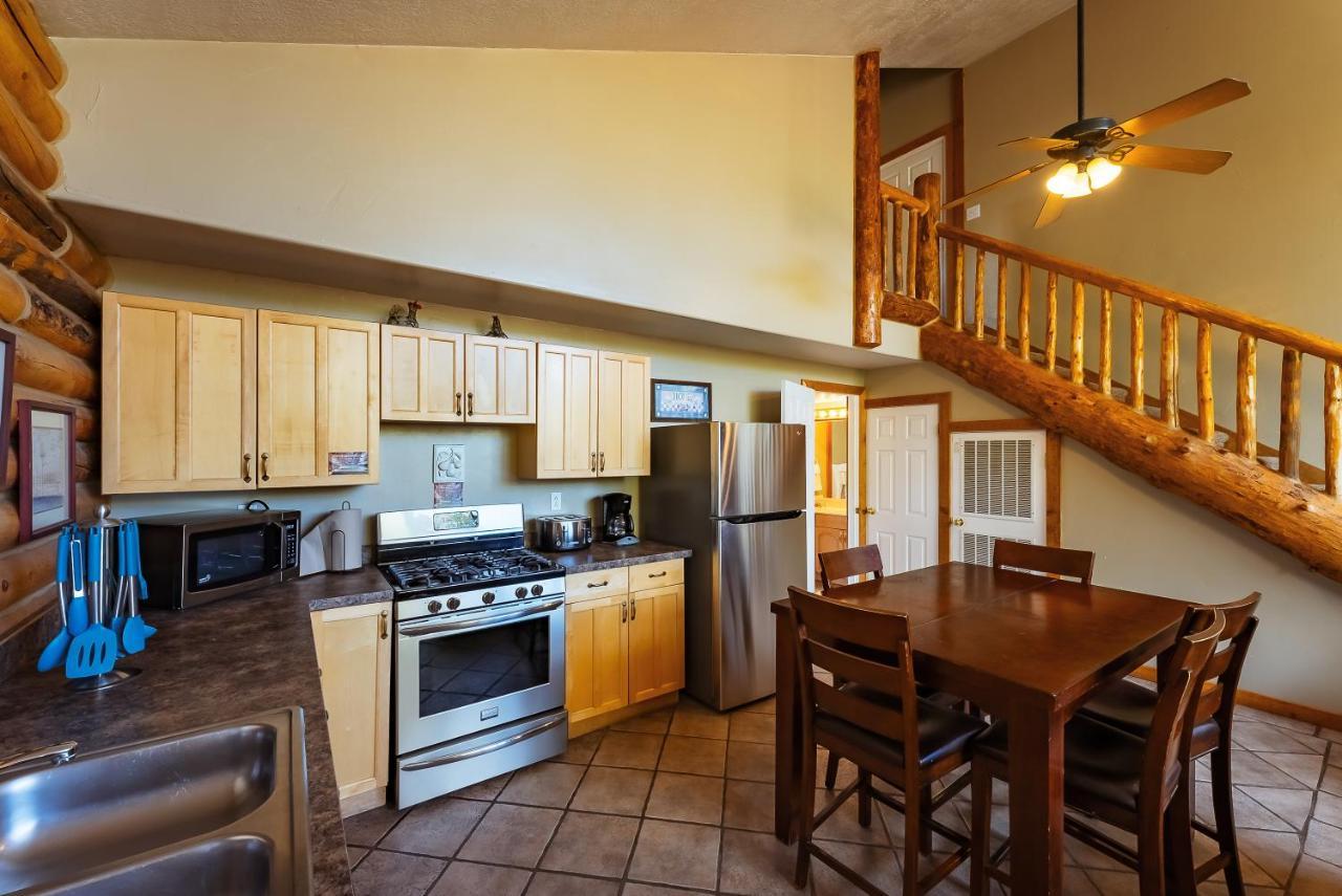 Zion Ponderosa Ranch Resort Springdale Bagian luar foto